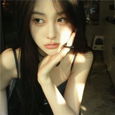 大红灯笼高高挂